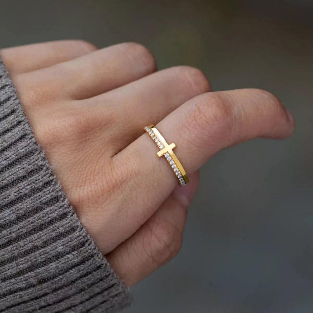 925 Sterling Silver Cross Ring - TheMomCo.