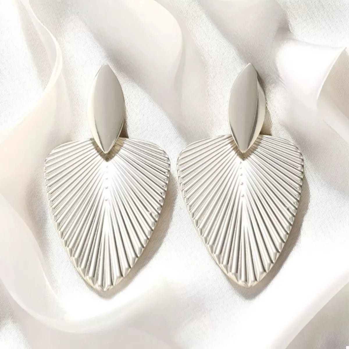 Alloy Textured Earrings - TheMomCo.