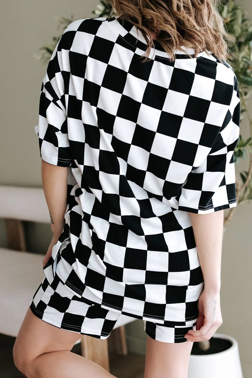 Checkerboard V Neck Loose Tee and Shorts Set - TheMomCo.