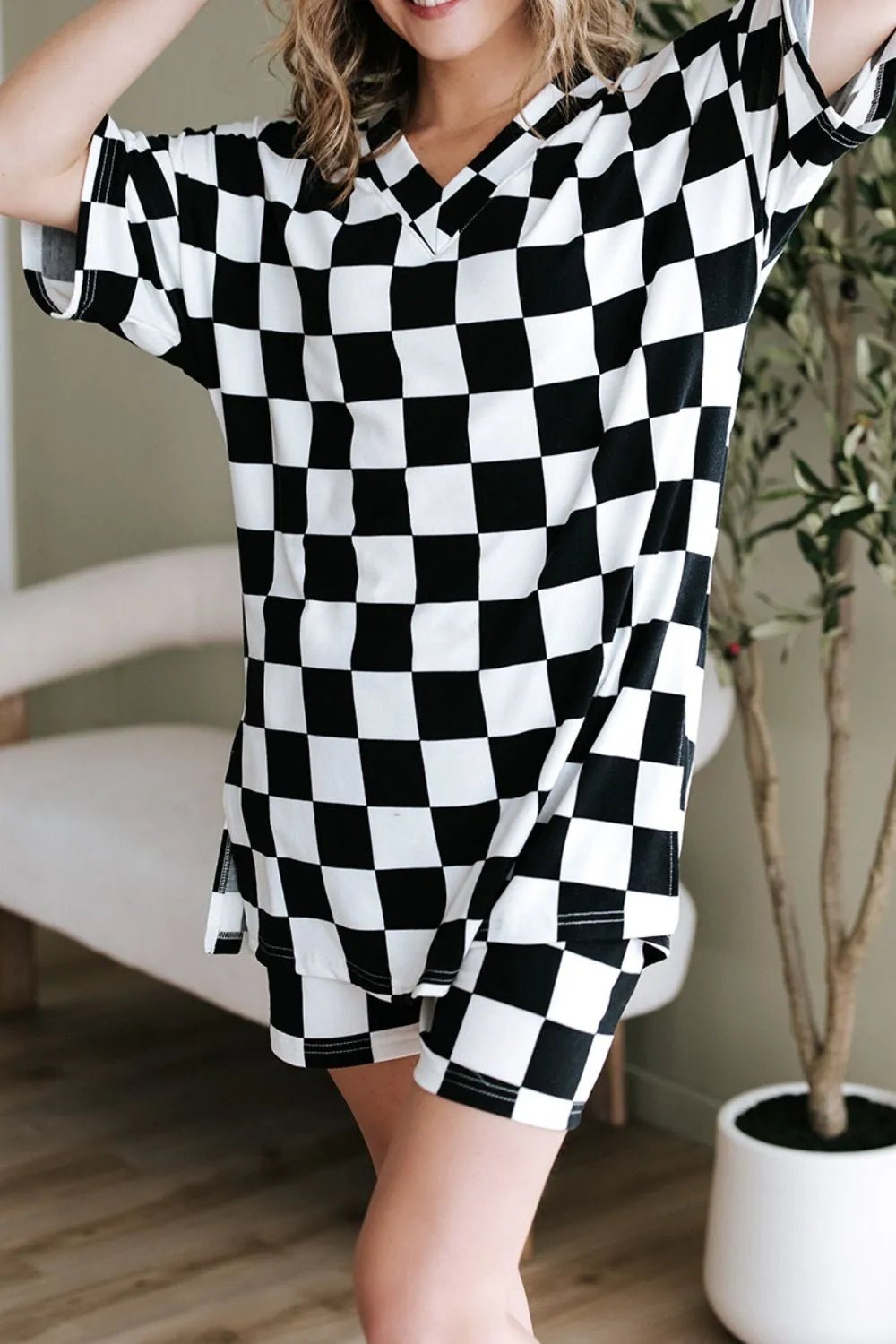 Checkerboard V Neck Loose Tee and Shorts Set - TheMomCo.
