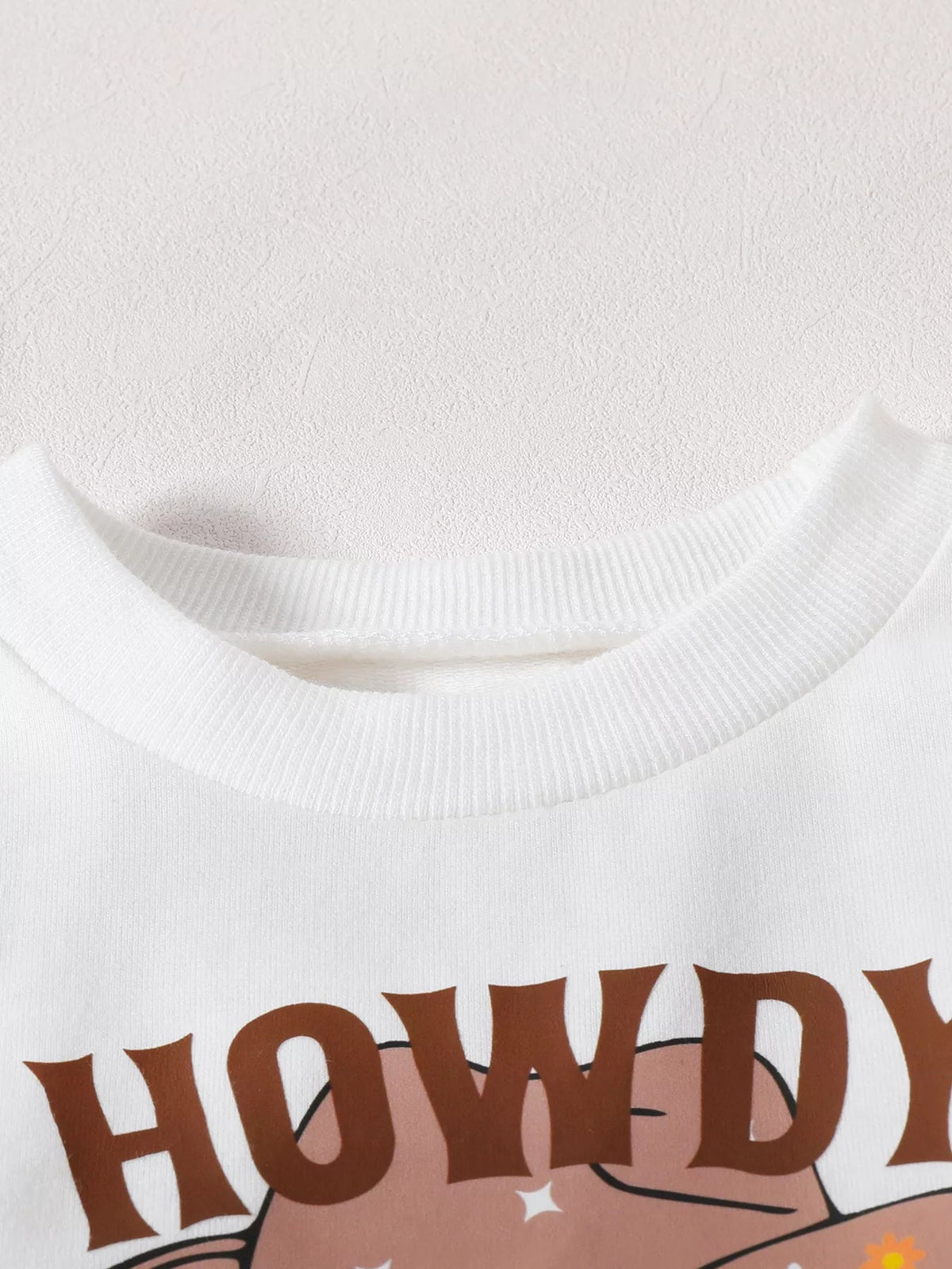 Children's Howdy Pumpkin Graphic Long Sleeve Sweatshirt and Ribbed Bell Pants Set - TheMomCo.