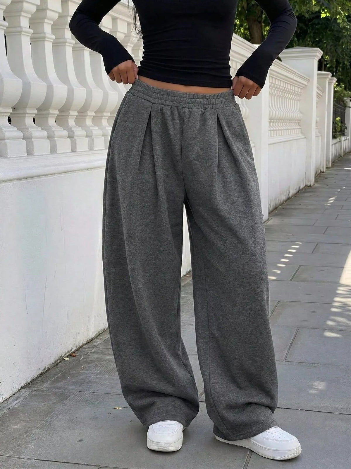 Elastic Waist Wide-Leg Sweatpants - TheMomCo.