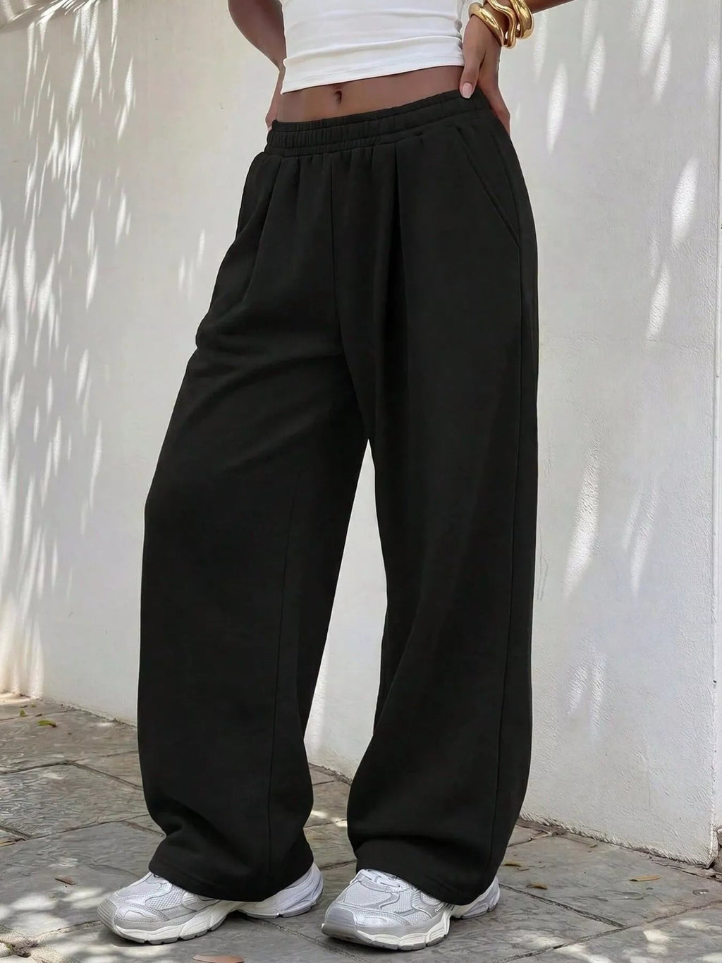 Elastic Waist Wide-Leg Sweatpants - TheMomCo.