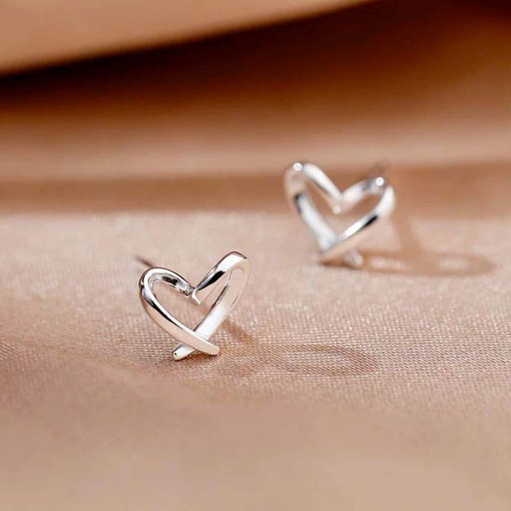 Heart-Shaped Stud Earrings - TheMomCo.