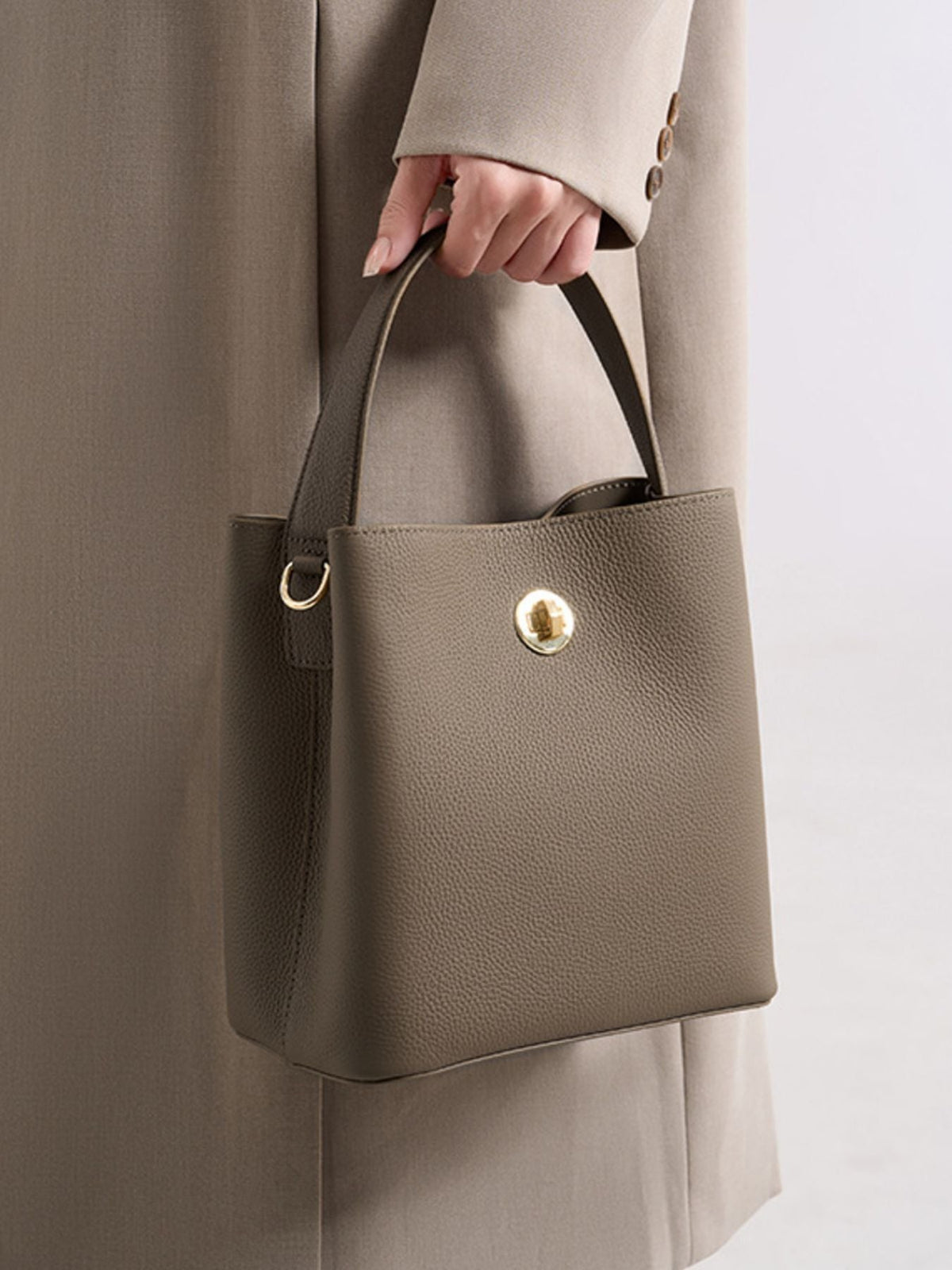 Leather Bucket Crossbody Bag - TheMomCo.