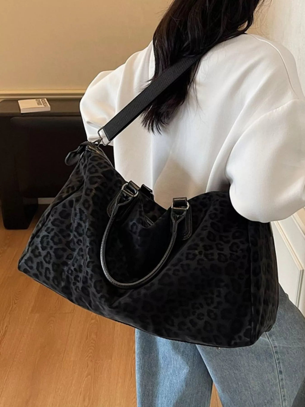 Leopard Print Travel Bag - TheMomCo.