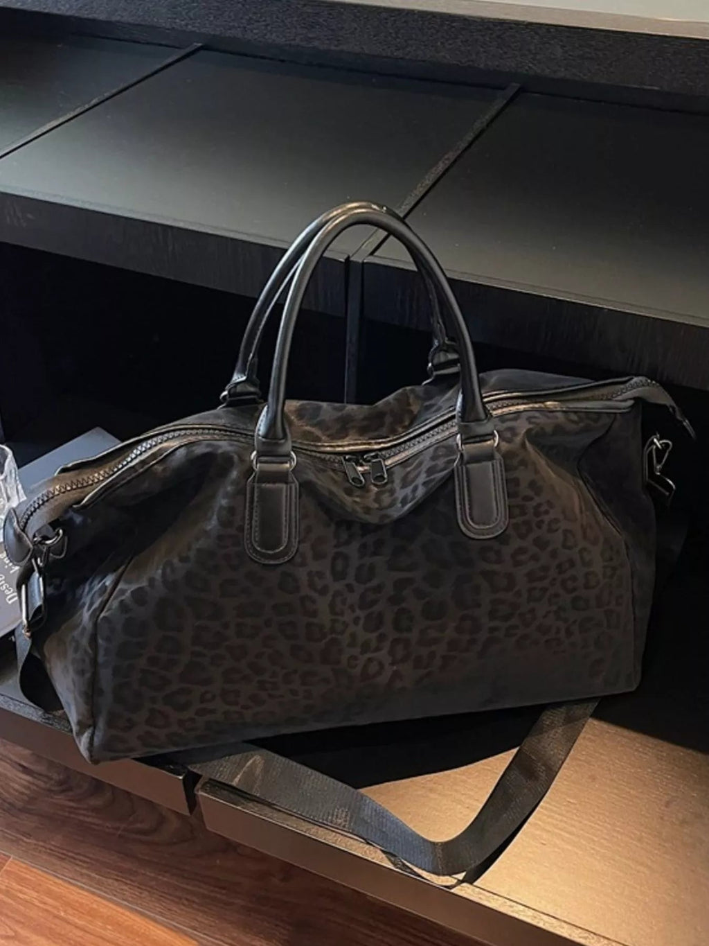 Leopard Print Travel Bag - TheMomCo.