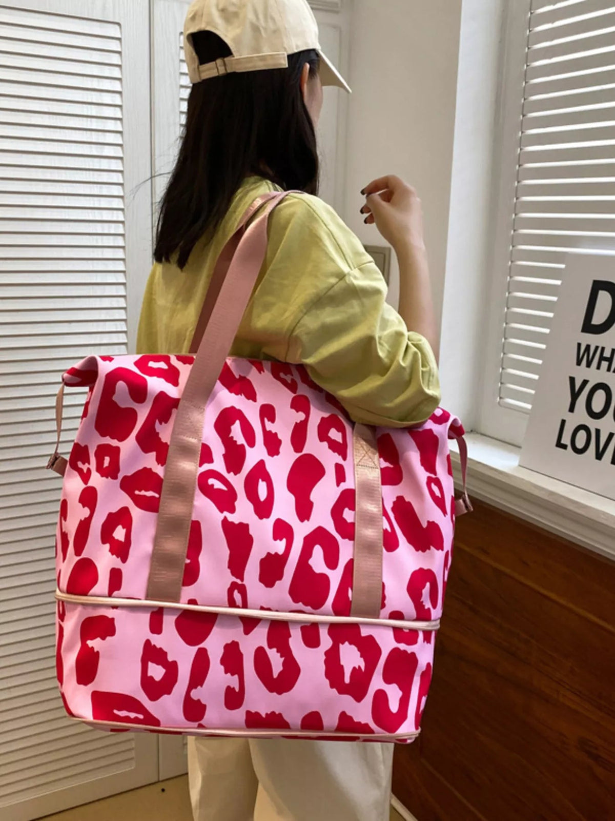 Leopard Print Travel Bag - TheMomCo.