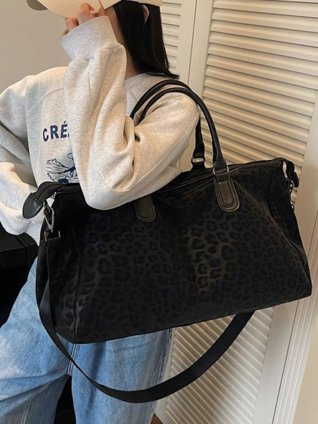 Leopard Print Travel Bag - TheMomCo.