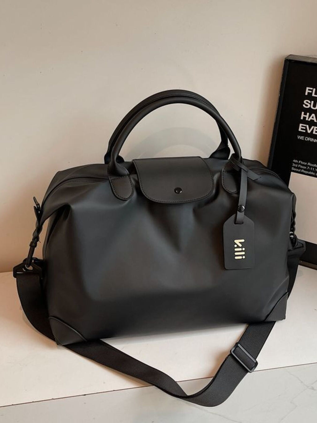 Lightweight Travel Duffel Bag - TheMomCo.