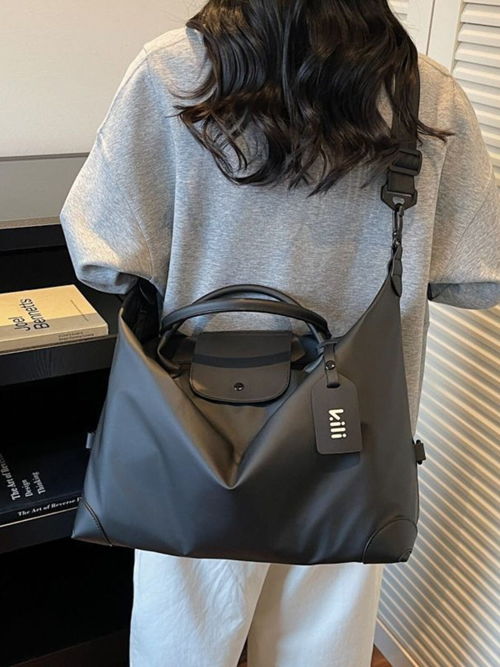 Lightweight Travel Duffel Bag - TheMomCo.