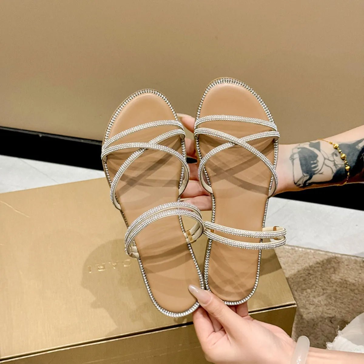 Open Toe Flats Sandals - TheMomCo.