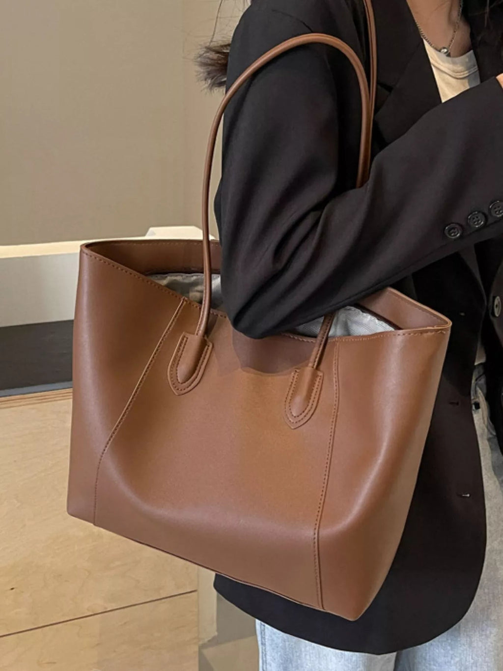PU Leather Tote Bag - TheMomCo.