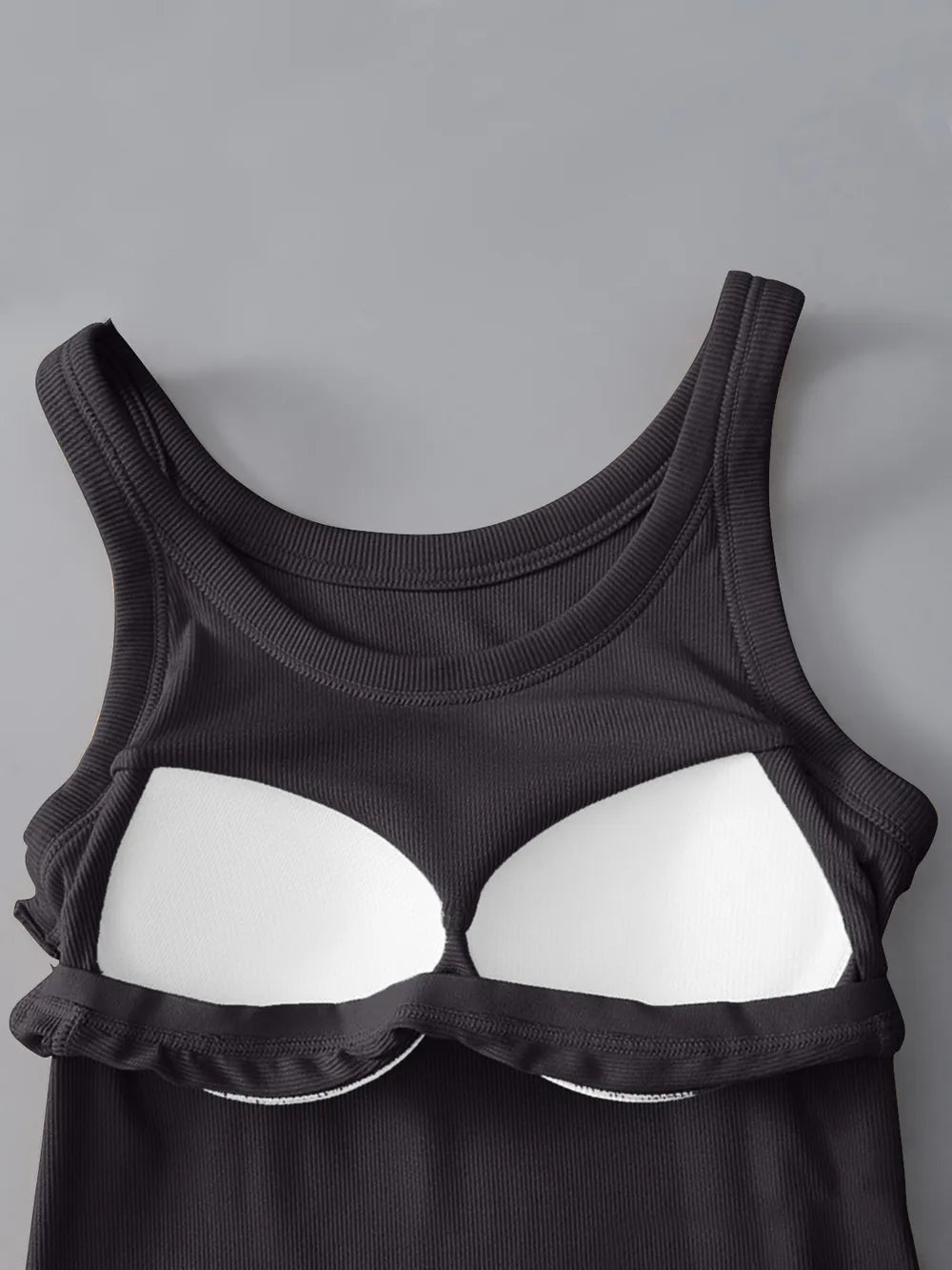 Round Neck Tank with Bra - TheMomCo.