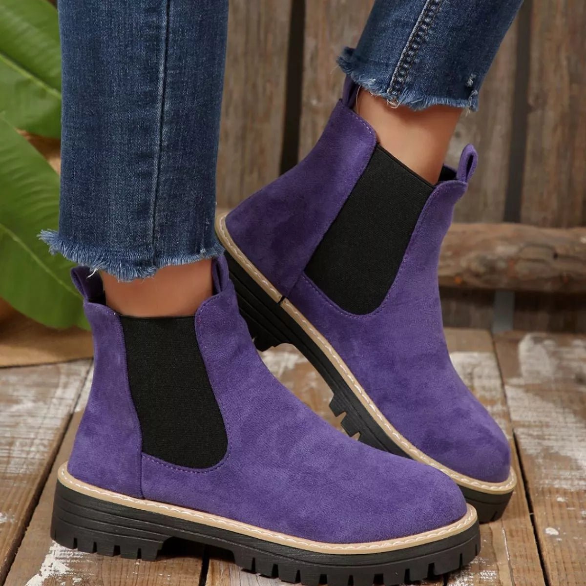 Round Toe Block Heels Boots - TheMomCo.