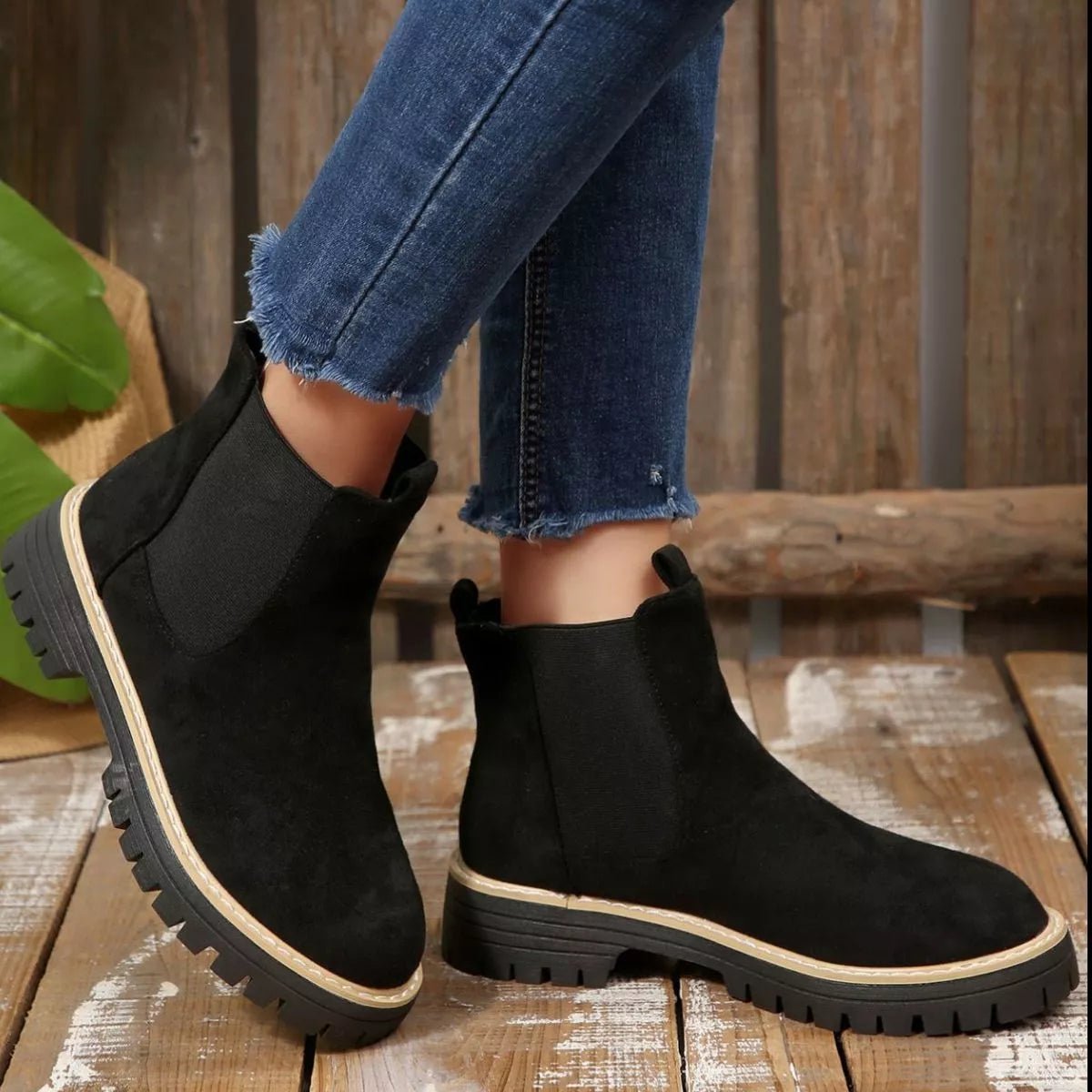 Round Toe Block Heels Boots - TheMomCo.