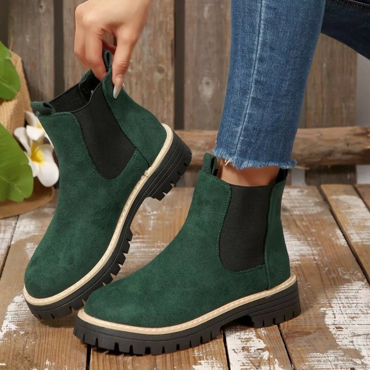 Round Toe Block Heels Boots - TheMomCo.