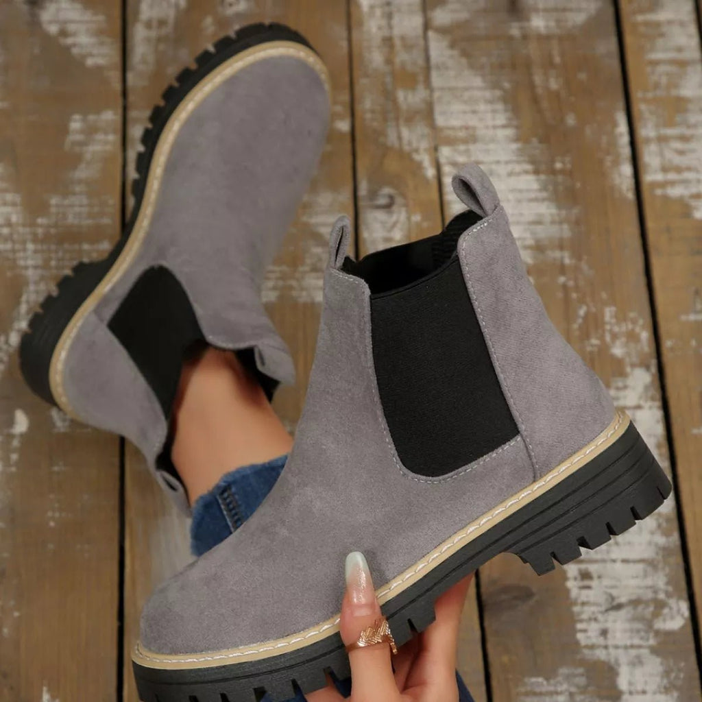 Round Toe Block Heels Boots - TheMomCo.