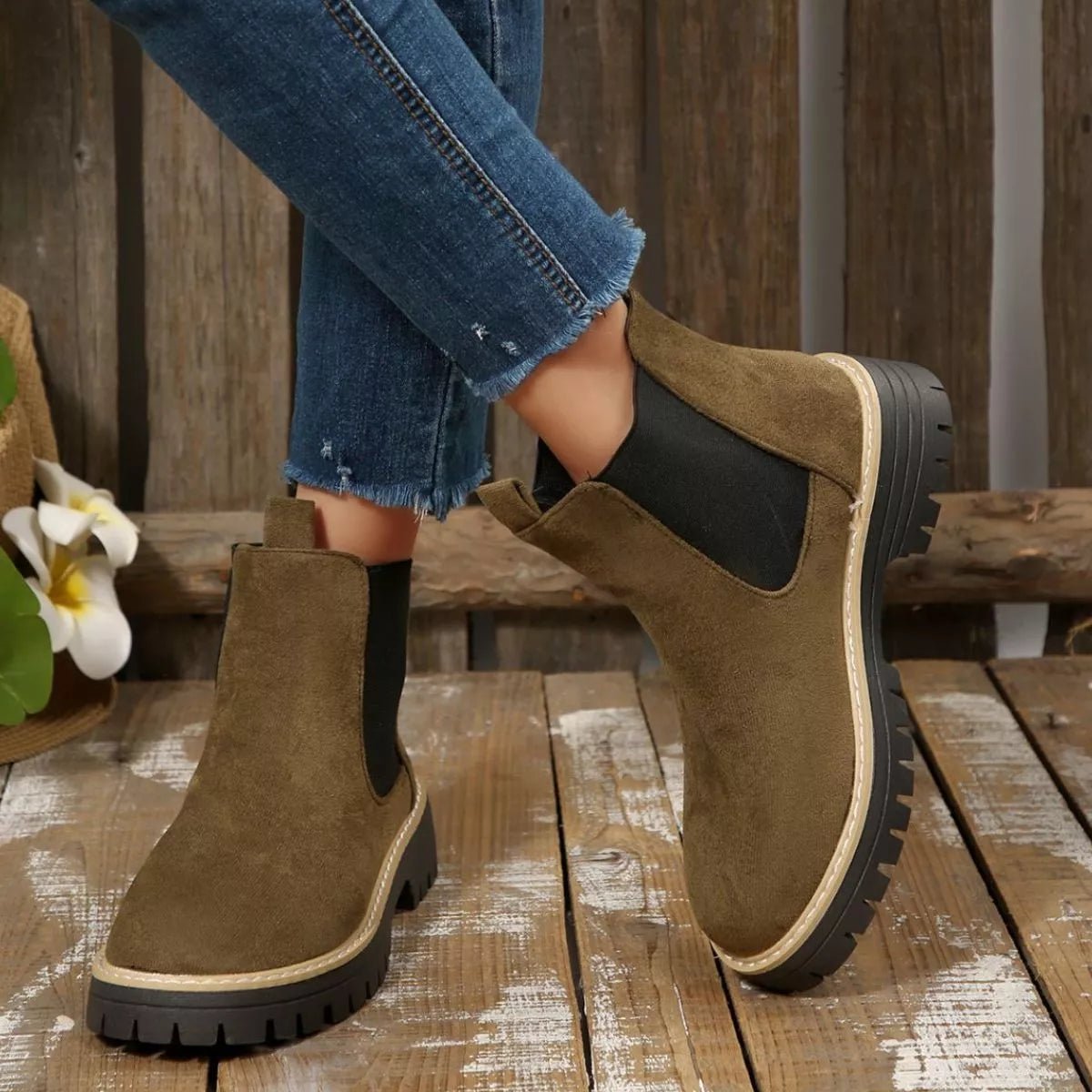 Round Toe Block Heels Boots - TheMomCo.