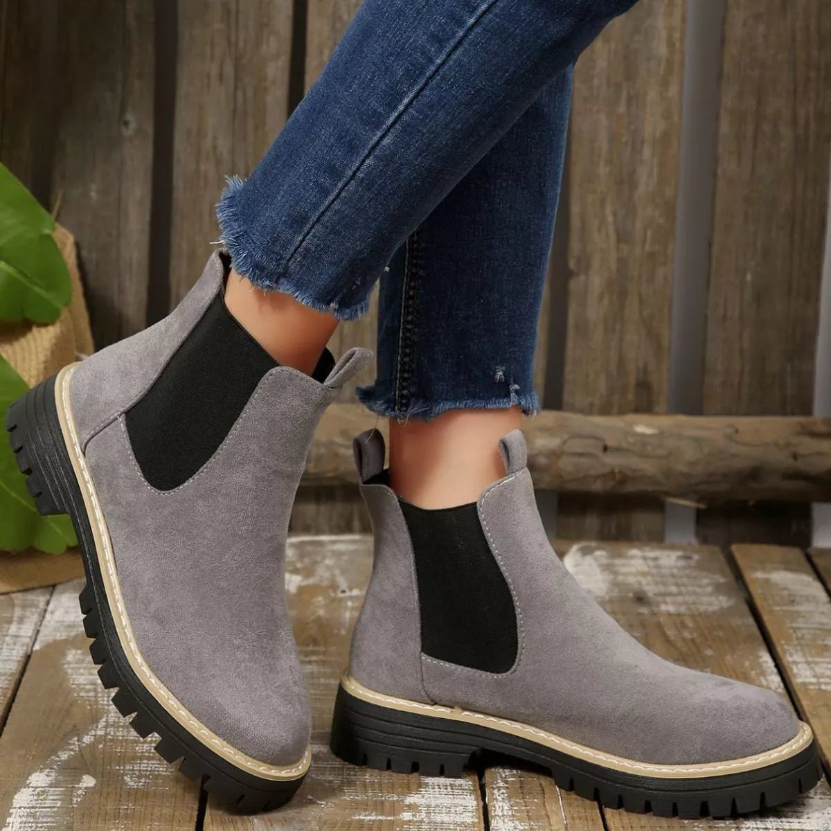 Round Toe Block Heels Boots - TheMomCo.