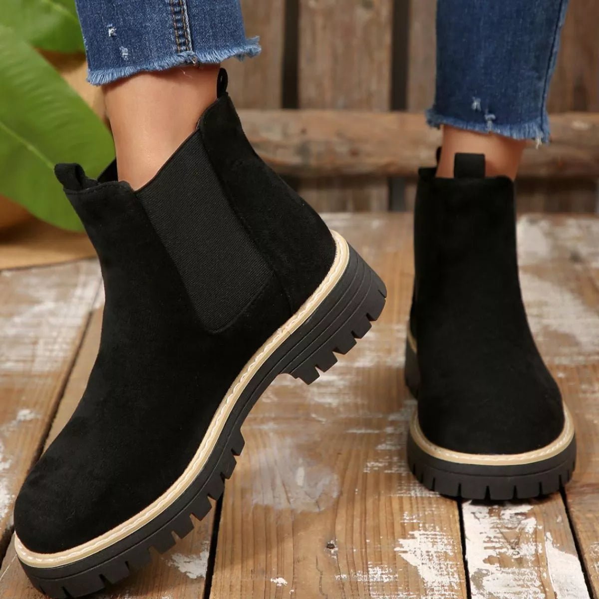 Round Toe Block Heels Boots - TheMomCo.