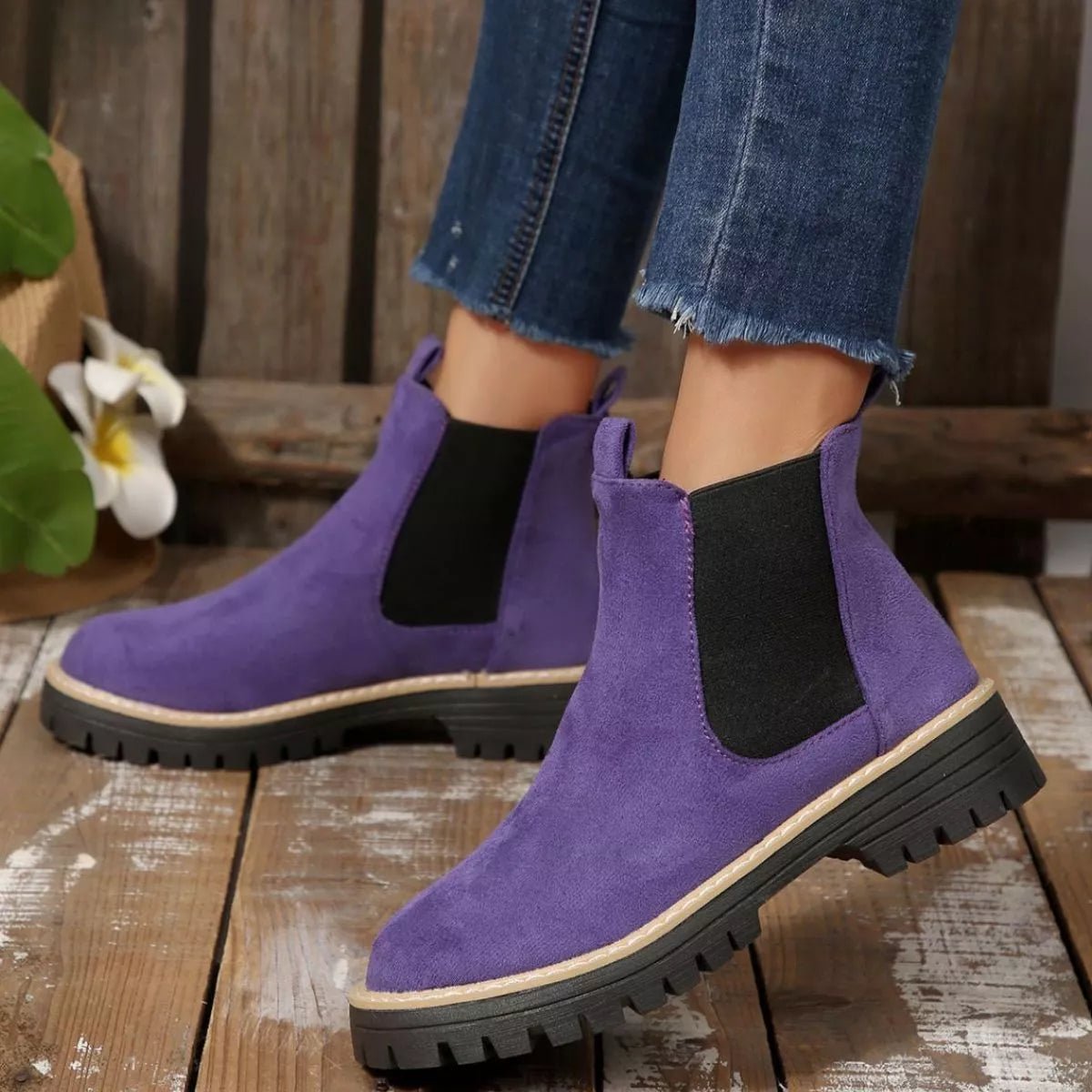 Round Toe Block Heels Boots - TheMomCo.