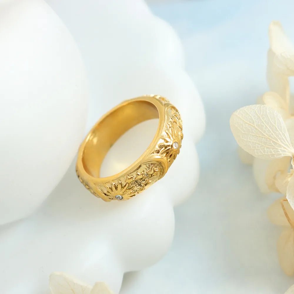 Titanium Steel Inlaid Zircon Embossed Ring - TheMomCo.